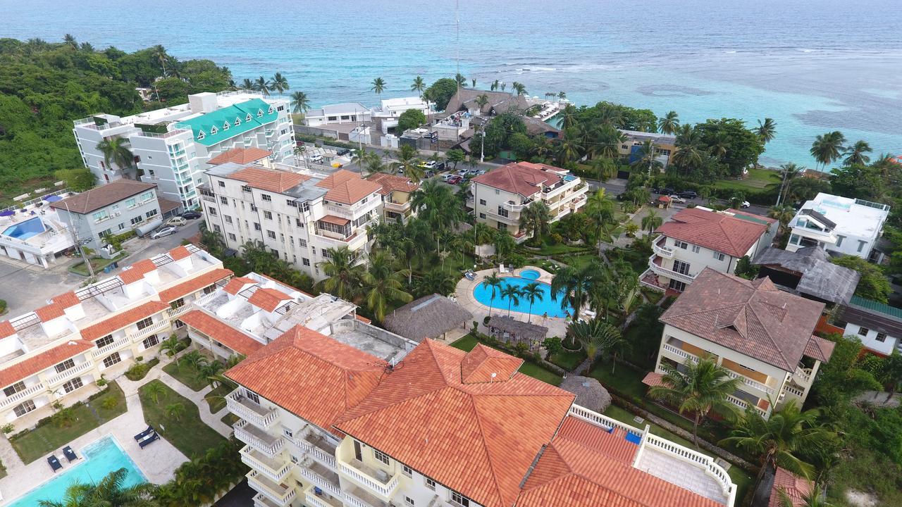 Residencial Las Palmeras De Willy Hotel Boca Chica Exterior photo