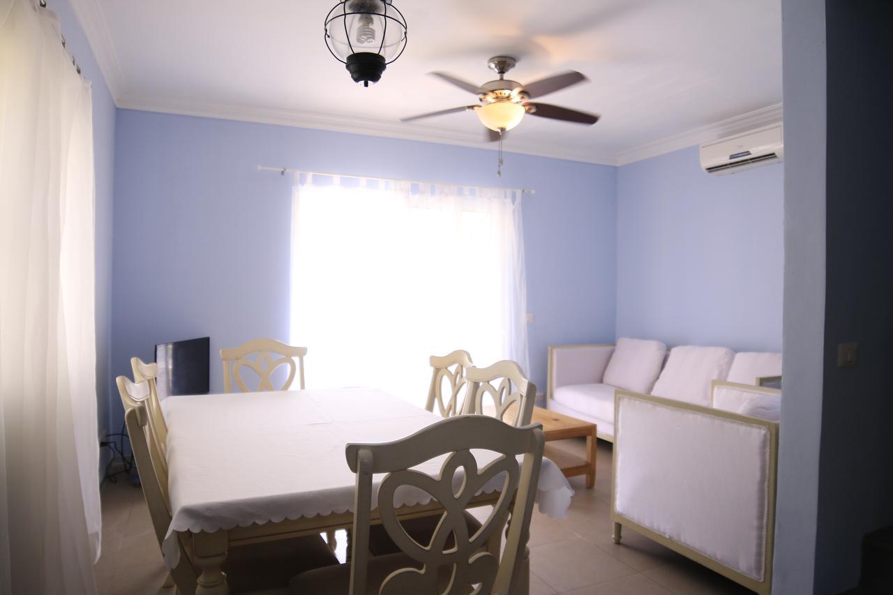 Residencial Las Palmeras De Willy Hotel Boca Chica Exterior photo